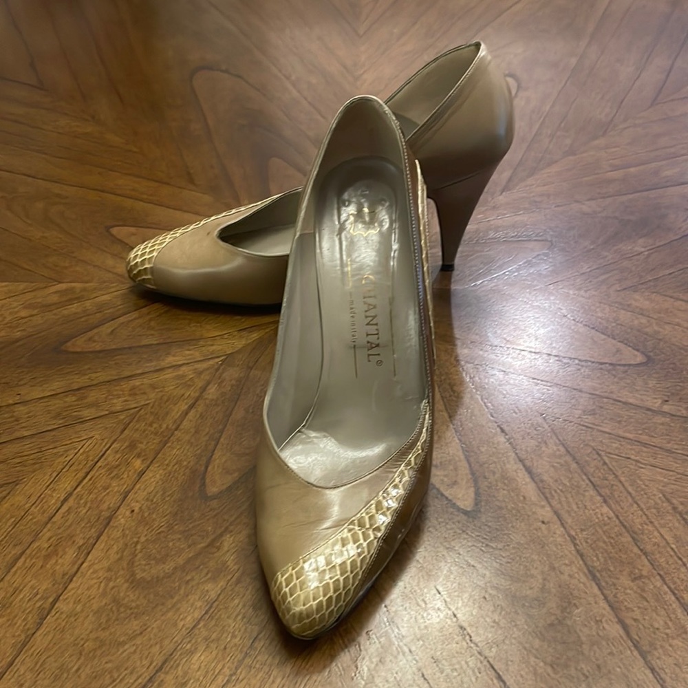 Chantal Pumps